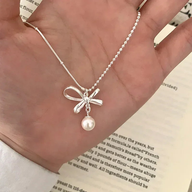 LUMISSORA Étoile Dainty Pearl Solitaire Pendant (Solid 925 Sterling Silver)