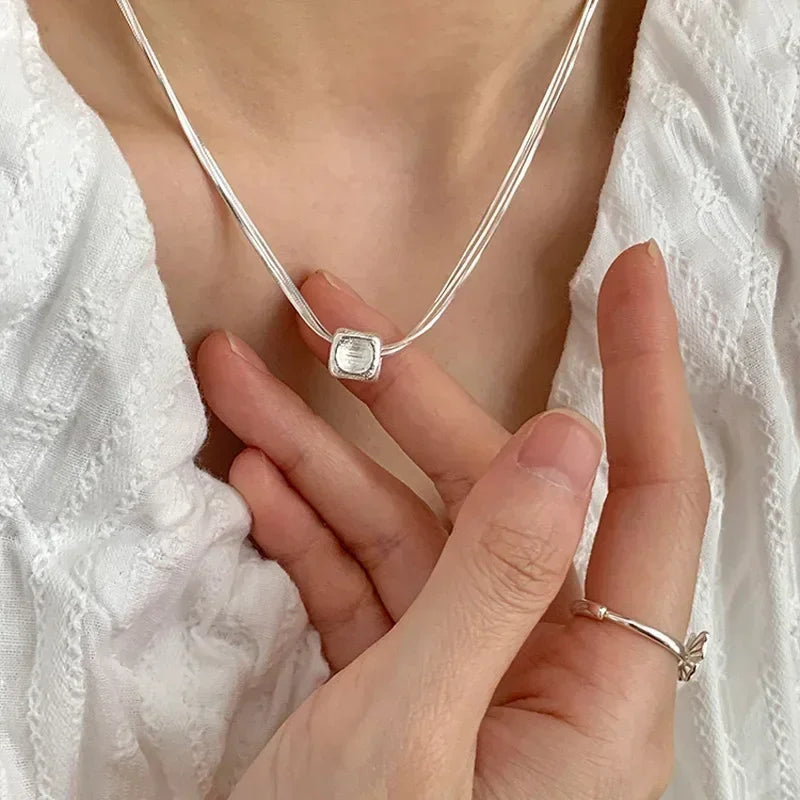 LUMISSORA Étoile Dainty Pearl Solitaire Pendant (Solid 925 Sterling Silver)