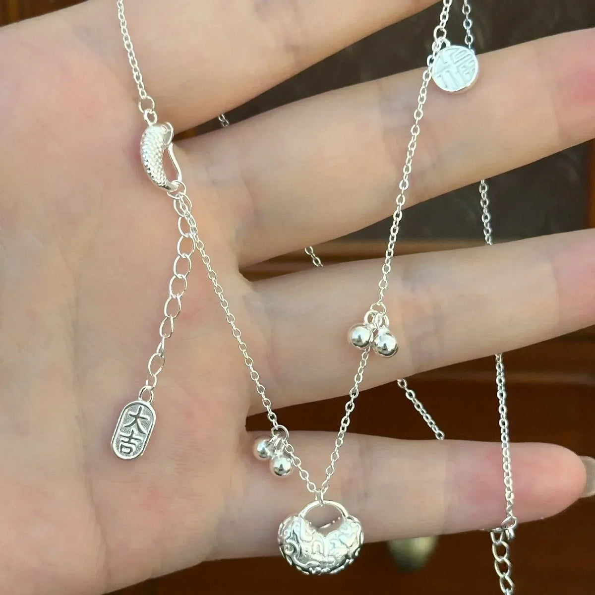 LUMISSORA Étoile Dainty Pearl Solitaire Pendant (Solid 925 Sterling Silver)
