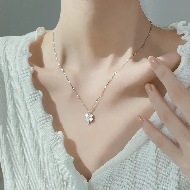 LUMISSORA Étoile Dainty Pearl Solitaire Pendant (Solid 925 Sterling Silver)