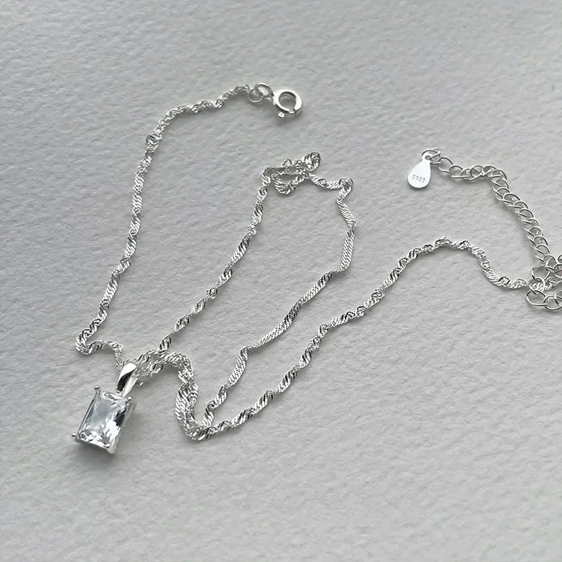 LUMISSORA Étoile Dainty Pearl Solitaire Pendant (Solid 925 Sterling Silver)